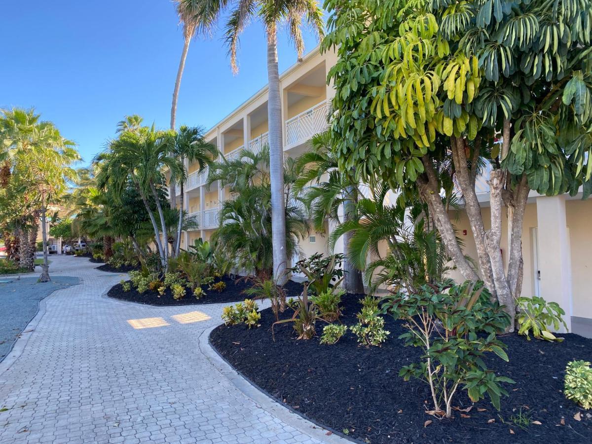 Carina Bay Boutique All Inclusive Resort & Casino (Adults Only) Madame Carty Bagian luar foto