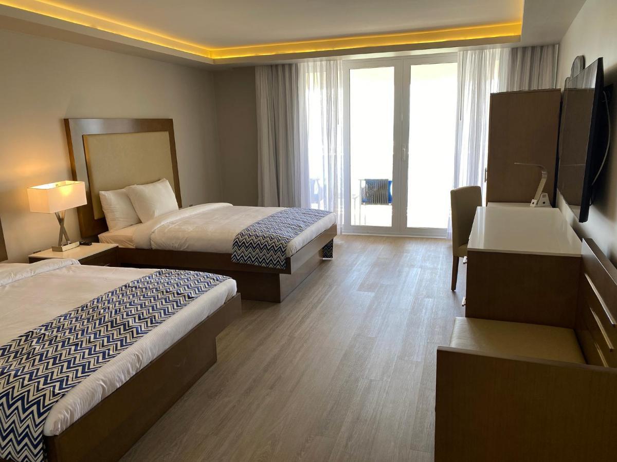 Carina Bay Boutique All Inclusive Resort & Casino (Adults Only) Madame Carty Bagian luar foto